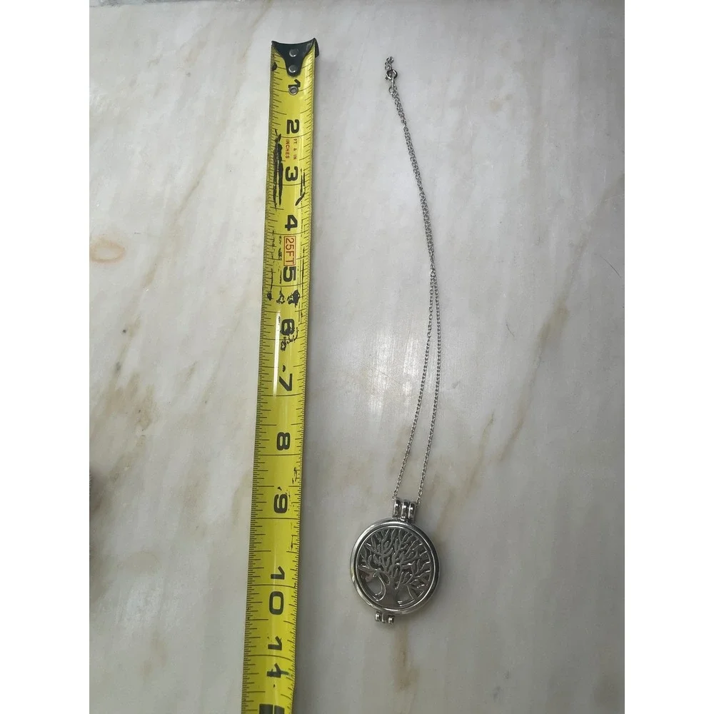 Tree of Life Essential Oil Diffuser Locket Necklace Silver Tone Aromatherapy‎